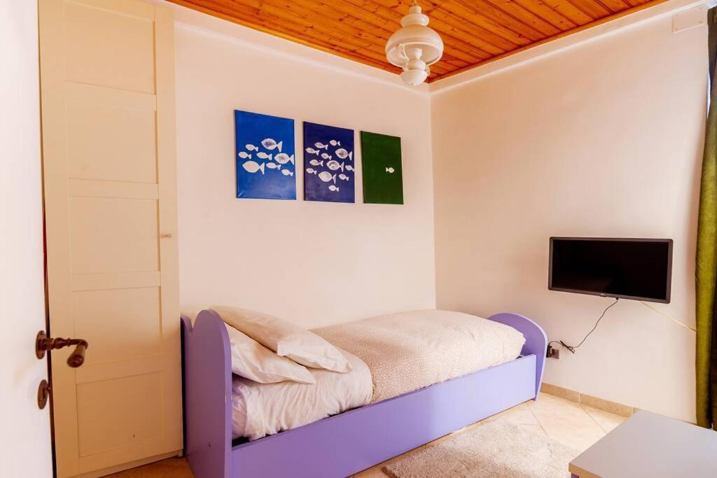 Ferienwohnung Casa Del Subacqueo. Amazing Terrace With Sea View. Wi-Fi Bordighera Exterior foto